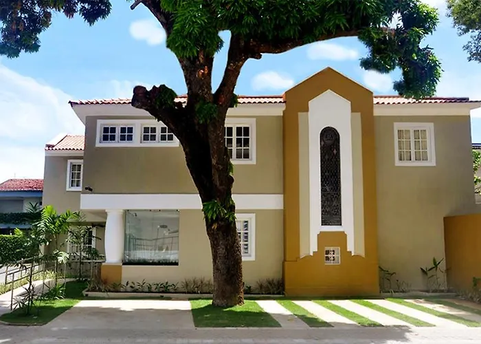 Alojamento com o café da manhã Apenas: Pousada Lorde Inglês