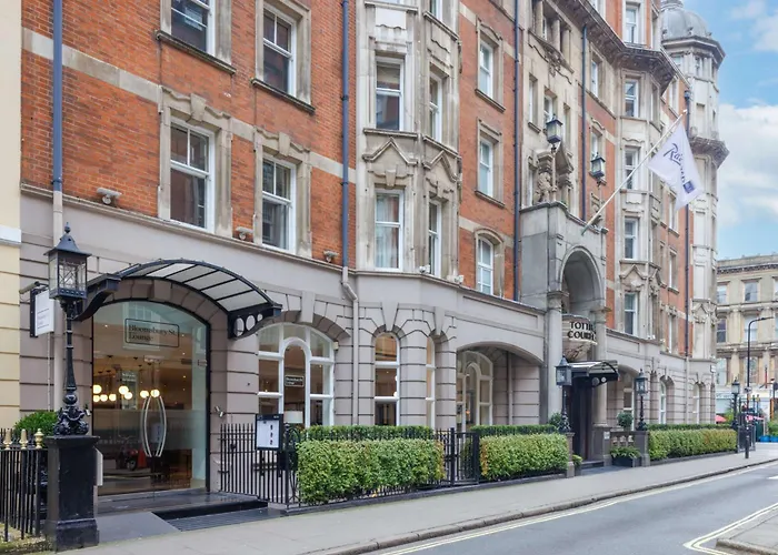 Radisson Blu , London Tottenham Court Road