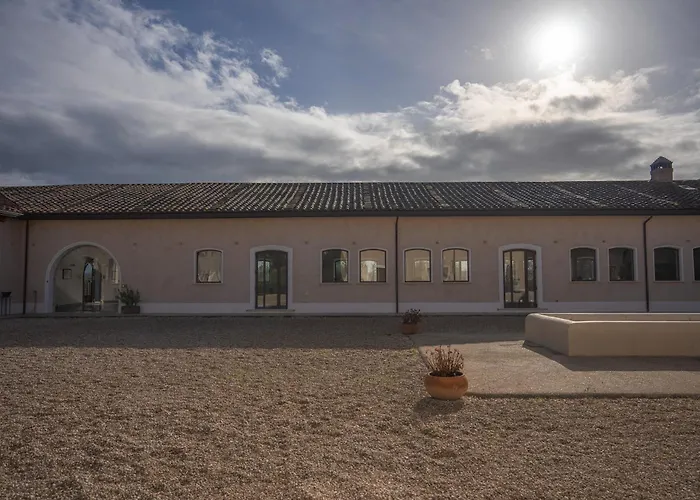 Villa con piscina: Borgo Pallavicini Mori