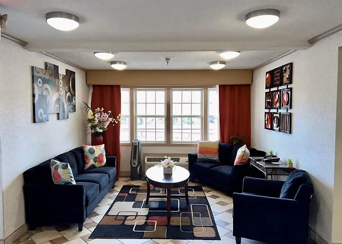 Motel: Super 8 By Wyndham Maumee Perrysburg Toledo Area