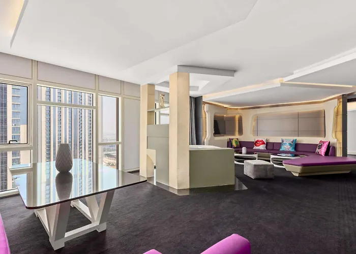 V Hotel Dubai, Curio Collection By Hilton