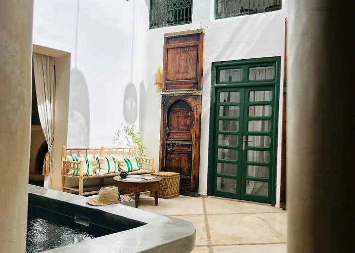 Riad Majwril