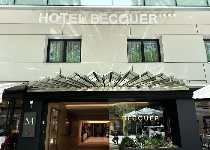 Hotel Becquer