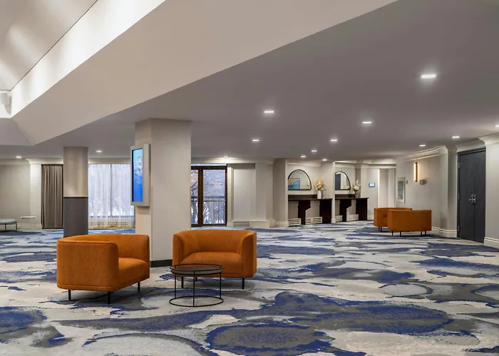Jacuzzi hotel: Delta Hotels By Marriott Saskatoon Downtown