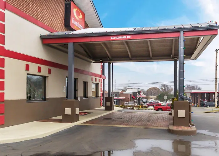 Family Hotel: Econo Lodge Inn & Suites I-35 At Shawnee Mission