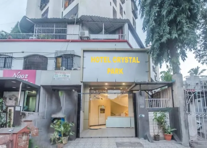 Airport Hotel: Hotel Crystal Park Near Nesco Exhibition Center