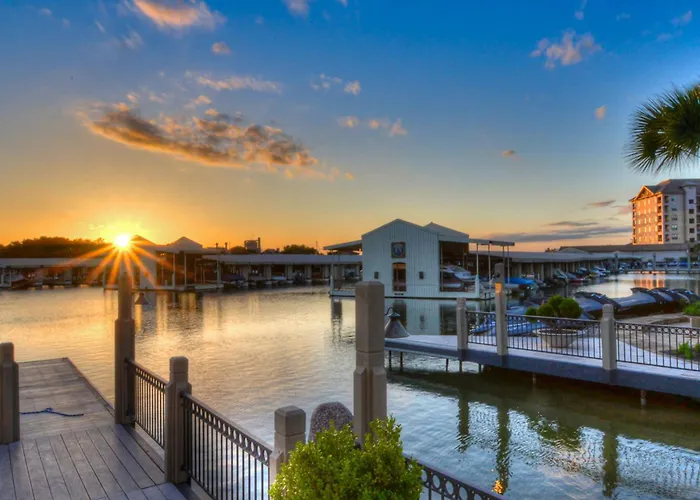 Private Villa: The Waters Condo Building 3