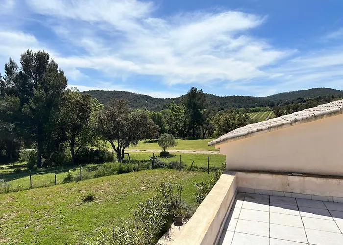 Le Pin d'Alep
