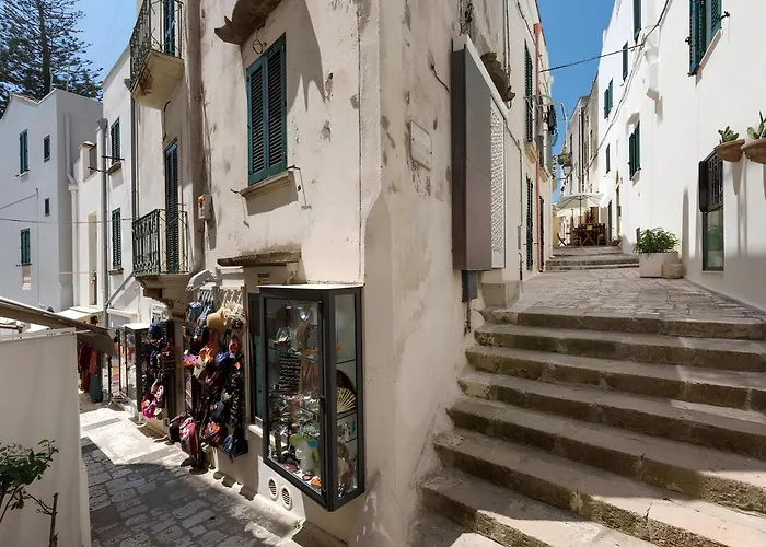 Dimora Storica Torre Matta Elegance, History And Sea Views In The Heart Of Otr