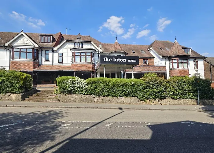 Central hotel: Oyo The Luton Hotel