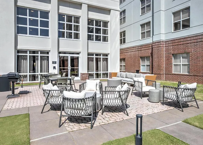 Hotel with view: Hampton Inn & Suites West Little Rock