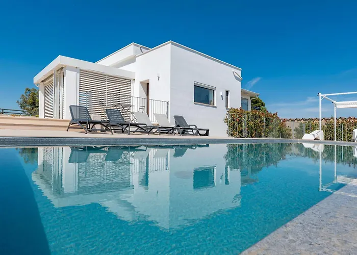 La villa: Gioia Infinita