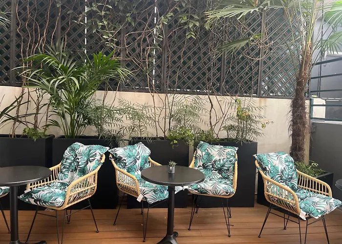 Familiehotel: Hotel Apolonia Paris Montmartre; Sure Hotel Collection By Best Western