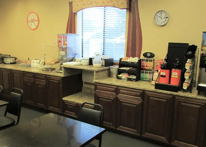Family Friendly Hotels Howard Johnson By Wyndham Leavenworth