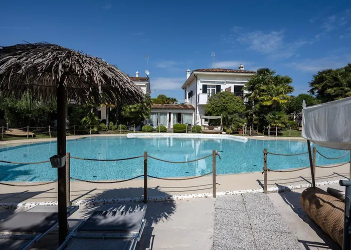 Villa Carlotta Lido