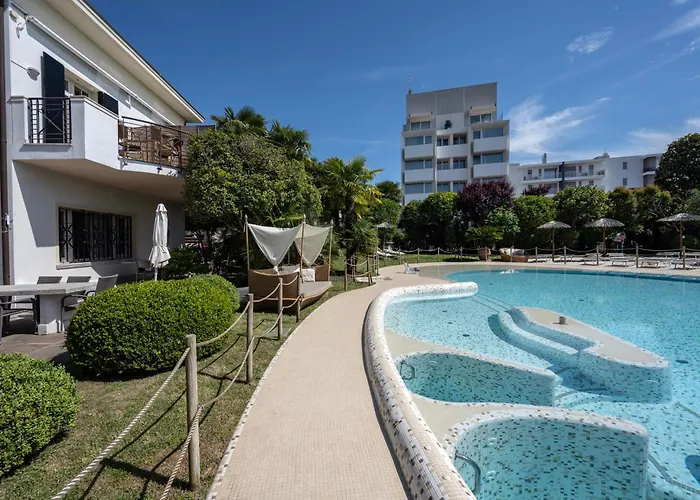 Villa Carlotta Lido