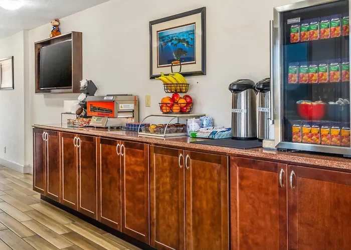 Family resorts Travelodge By Wyndham Gananoque