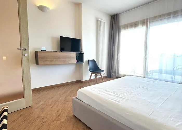 Hotel all'aeroporto: Tra Mare&Monti - Bed&Breakfast