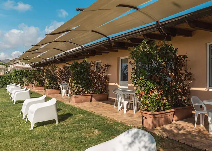 Hotel vicino al College: Un Angolo di Paradiso
