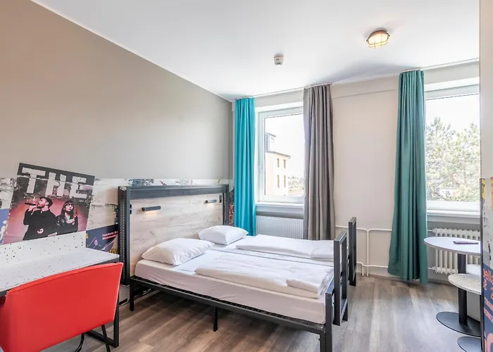 Hotel com pingue-pongue: A&O Muenchen Laim