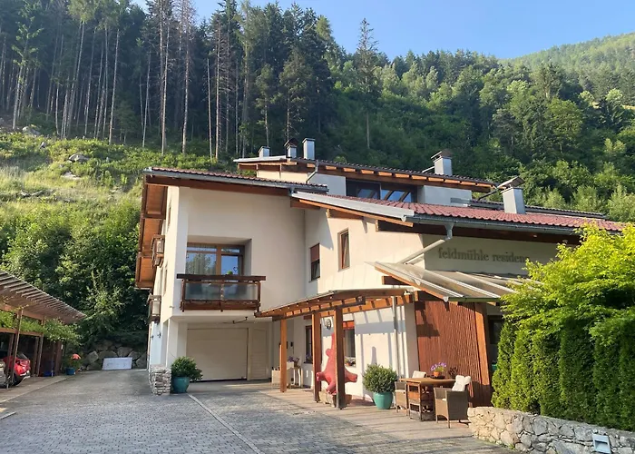 Residenz Feldmuehle Unterhalb Der Burg Taufers