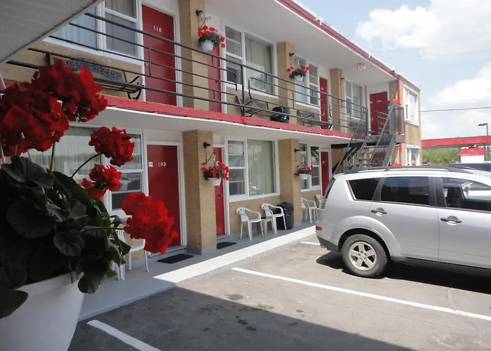 Motel: Imperial Fireside Inn