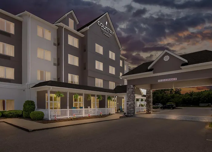 Kid friendly hotel Country Inn & Suites By Radisson, Princeton, Wv