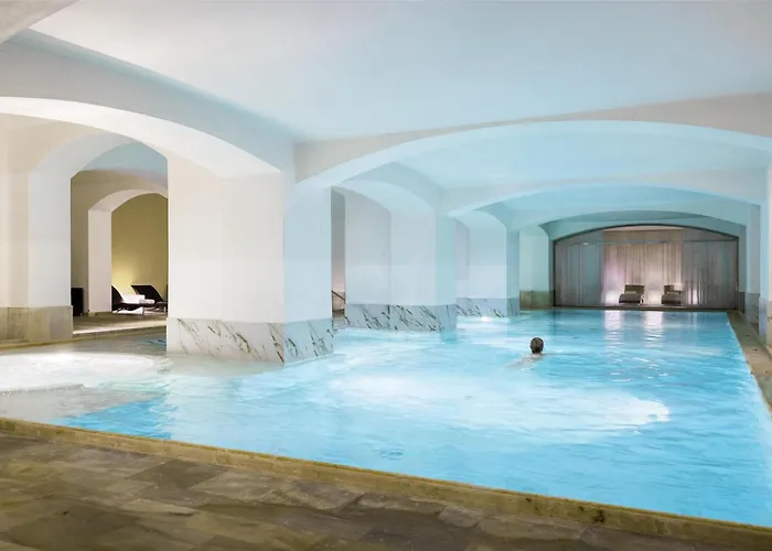 Сity center hotels Nh Collection Prague Carlo IV