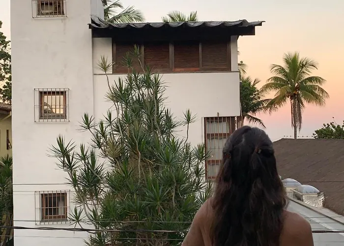 Canto das Toninhas Guest House