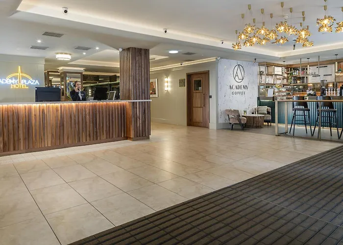 Hotel 3 stelle: Academy Plaza Hotel