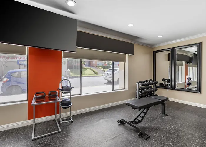 Hotel: Best Western Plus La Mid-Town Hotel