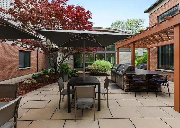 In Luxury hotels Homewood Suites By Hilton Burlington