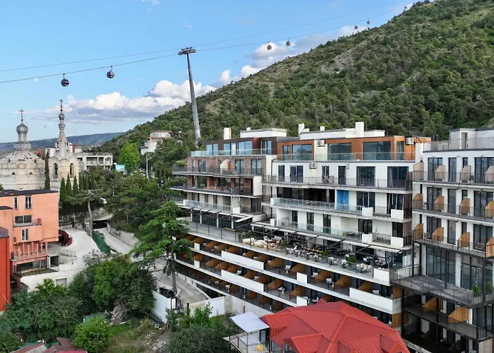 Castor & Pollux Hotel