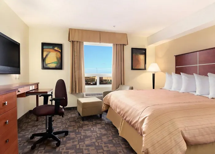 3 star hotels Days Inn By Wyndham Grande Prairie