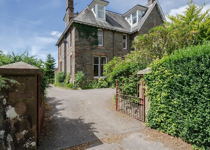 Albion House