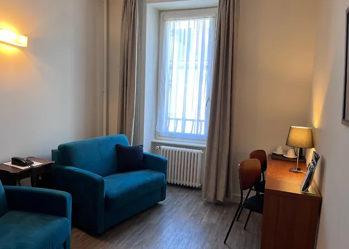 Hôtel De France - Restaurant L'insolite