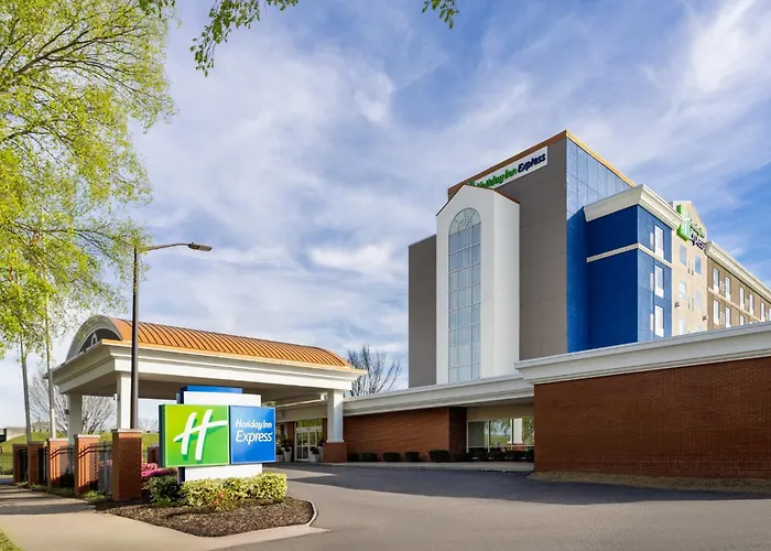 Romantic hotel: Holiday Inn Express Augusta Downtown By Ihg