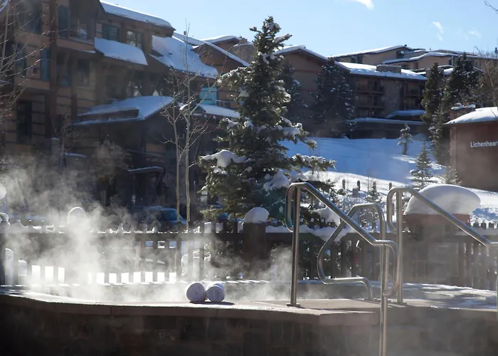 Capitol Peak Lodge