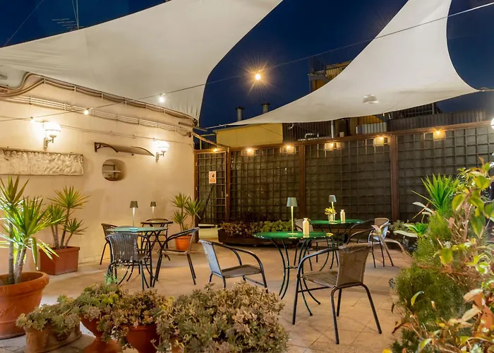 Central hotel: Hotel Des Artistes Roma