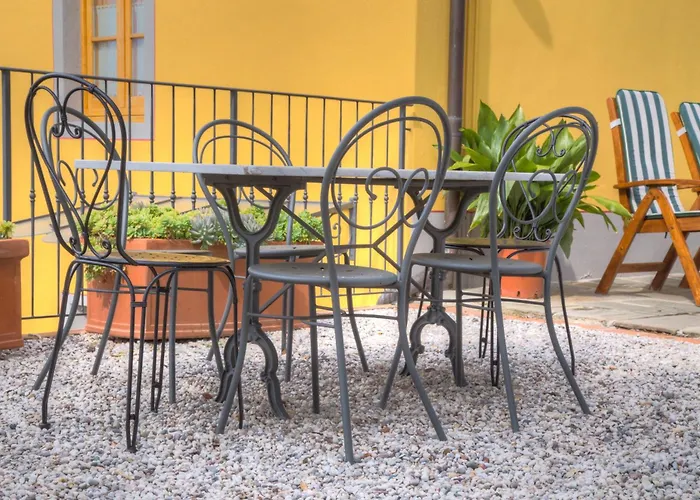 Casa Vacanze Amedea Tuscany Country Experience