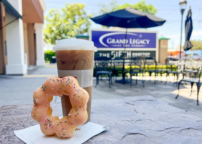 Family Hotel: Grand Legacy At The Park