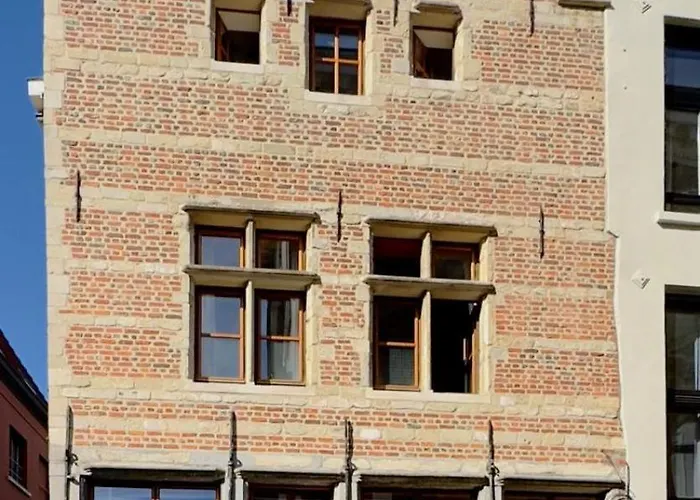 Dolfijn Hostel