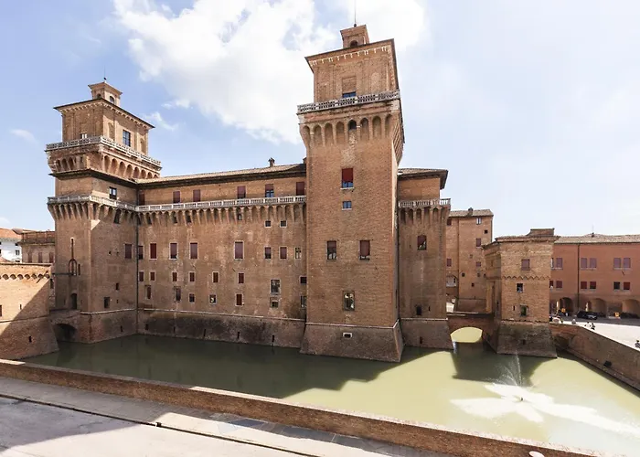  Casa D'Este - Ferrara