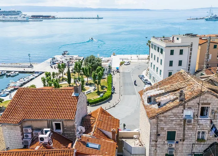 Cheap hotels Villa Varos