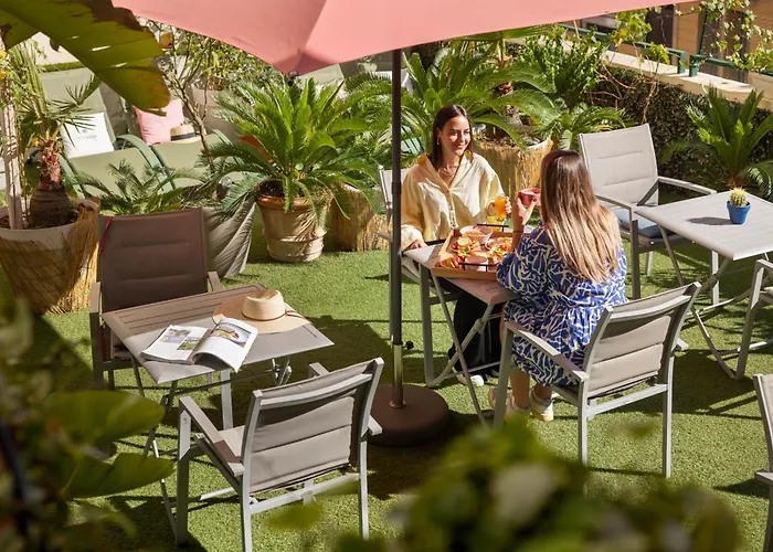 Hotel de praia: Hôtel Locarno Nice