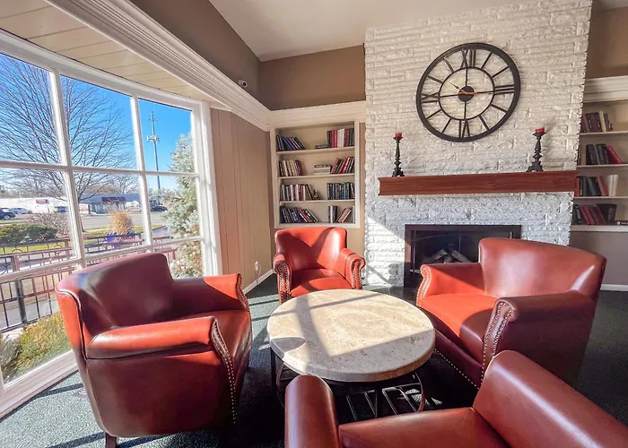 Motel: Alpine Inn & Suites Rockford