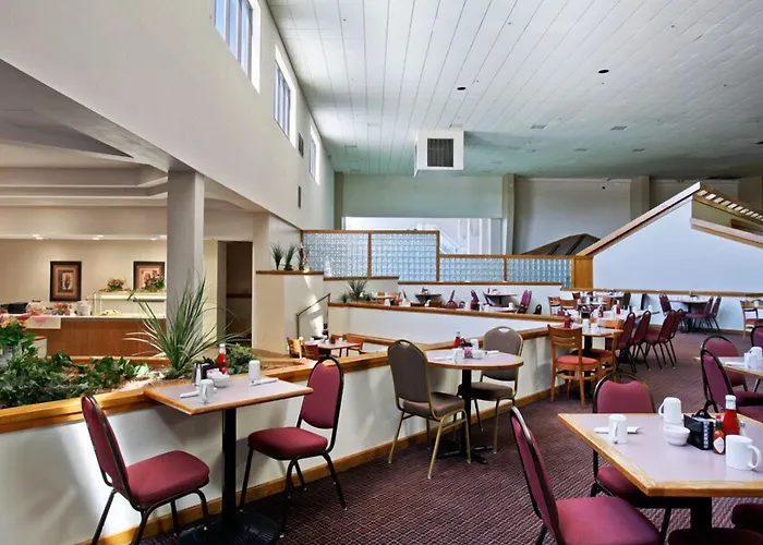 Cheap hotels Salina Ambassador & Conference Center