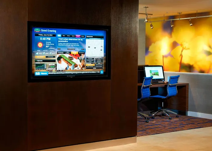 Hotel: Courtyard By Marriott Rockford