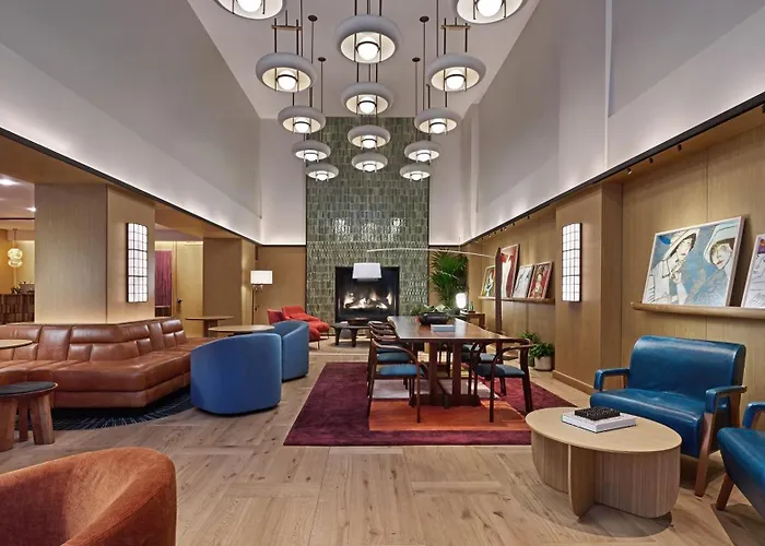 Hotel with Tennis: L7 Chicago By Lotte