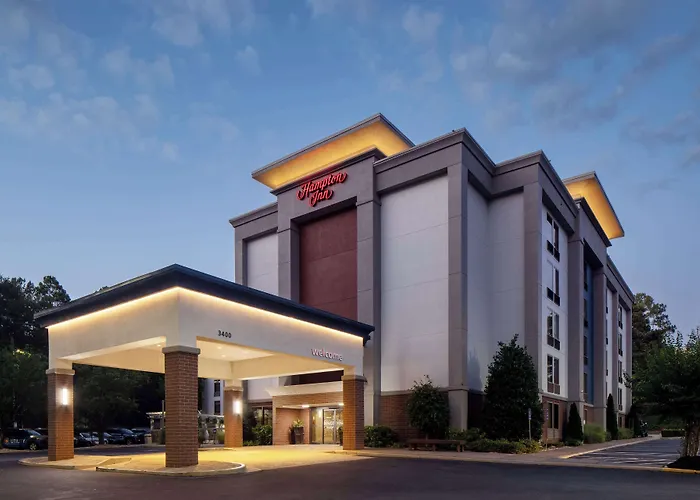 Cheap hotel: Hampton Inn Atlanta-Northlake